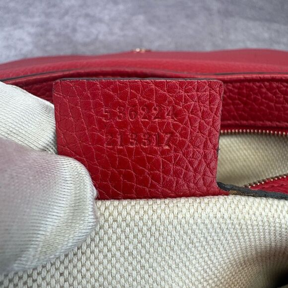 Gucci Soho Flap Chain Leather Crossbody Bag - Picture 15 of 16